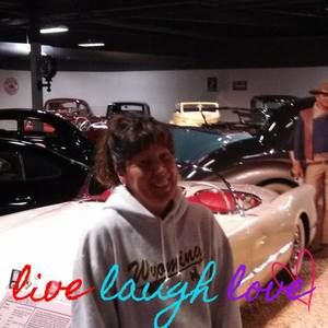 Meet your Posher, Vicki